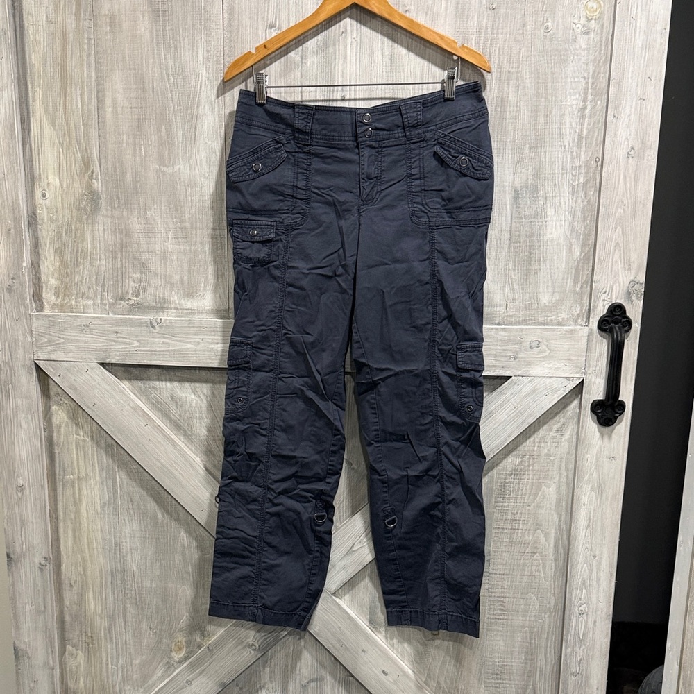 Sonoma Women’s size 12 Dark Blue Cargo Modern Convertible Pants U1